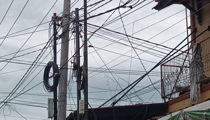 Provider Dinilai Abaikan Aturan, DPRK Minta Pemko Tertibkan Kabel Semrawut