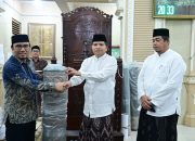 Tim Safari Ramadhan Pemerintah Aceh Serahkan Bantuan Ambal di Masjid Baitul Makmur Sibreh