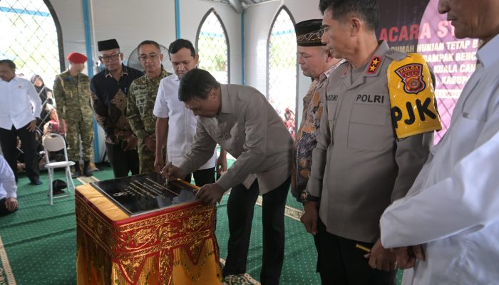 Wagub Aceh Bersama Menko Polkam Resmikan Hunian Tetap Korban Bencana di Aceh Utara