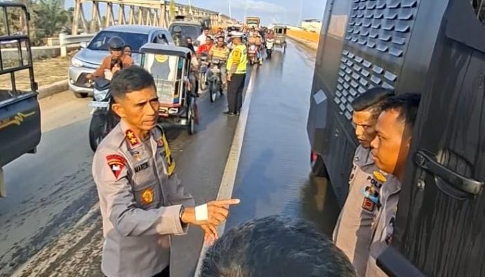 Kapolda Aceh Turun Langsung Pimpin Pembersihan Jalan di Aceh Tamiang Jelang Idulfitri