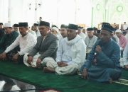 Syech Muharram Shalat Idul Fitri di Masjid Agung Al Munawwarah, Gelar Open House di Meuligoe