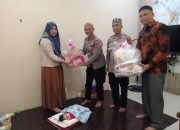 Bayi Ditemukan di Masjid Lamno, Kapolda Aceh Salurkan Bantuan Kemanusiaan