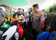 Tinjau Arus Balik di Pelabuhan Bakauheni, Kapolri Pastikan Pemudik Aman-Selamat Sampai Tujuan