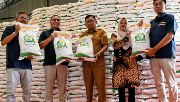 Jelang Penyaluran Bantuan Pangan, Dinas Pangan Aceh Besar dan Bulog Pastikan Stok Aman dan Berkualitas