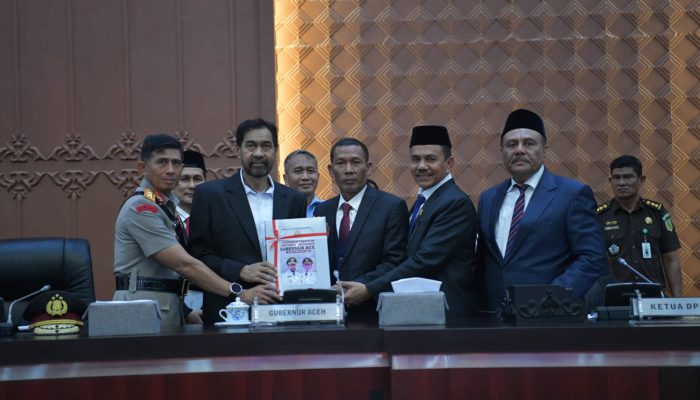 Sampaikan LKPJ 2025, Mualem Dorong Pembangunan Aceh Berkelanjutan