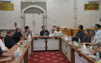 Wagub Aceh Fadhlullah Mediasi Persilisihan APBK, Pemkab dan DPRK Aceh Singkil Capai Kesepakatan