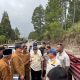 Mendagri Tito Karnavian dan Wagub Aceh Fadhlullah Tinjau Infrastruktur Rusak, Salurkan Bantuan di Bener Meriah–Aceh Tengah
