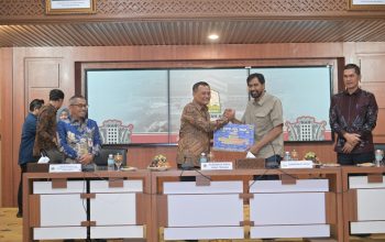 Terima Kunjungan Gubernur Jawa Tengah, Mualem Perkuat Sinergi Antar Daerah