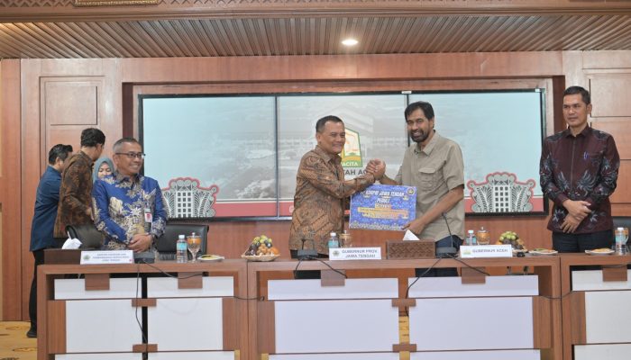 Terima Kunjungan Gubernur Jawa Tengah, Mualem Perkuat Sinergi Antar Daerah