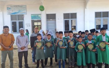 Biro PBJ Setda Aceh Salurkan Ratusan Mushaf Al-Qur’an untuk Dayah dan Panti Asuhan Terdampak Banjir