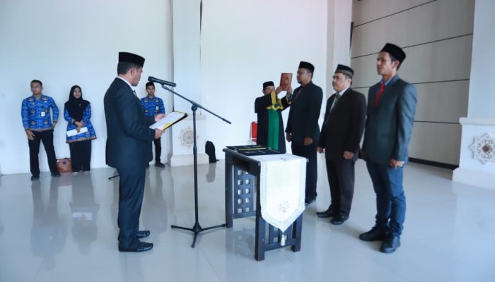 Wabup Syukri Lantik Tiga Administrator Aceh Besar