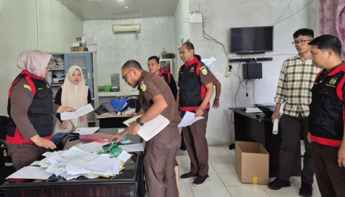 Kejati Aceh Geledah Kantor PT Perikanan Indonesia Unit Simeulue