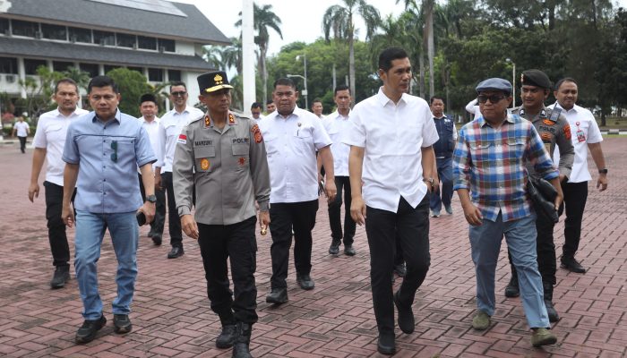 Kapolda Aceh Tinjau Lokasi Perusakan di Kantor Gubernur, Tegaskan Aksi Anarkis Akan Diproses Hukum