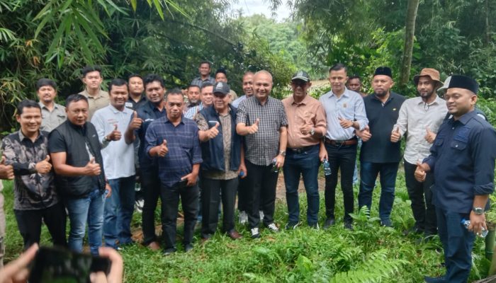 Plt Direktur PDAM Tirta Mountala Bersama Banleg DPRK Tinjau Lokasi Pembangunan WTP Seulimuem