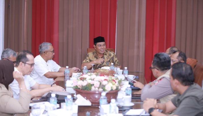 Bupati Aceh Besar Dorong Koordinasi Terpadu untuk Percepatan Rehab Rekon Pascabencana