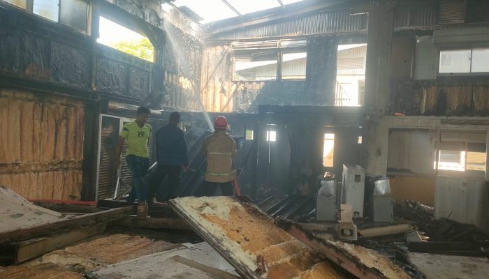Gudang PMI Provinsi Aceh di Ajun Jeumpet Terbakar, Api Berhasil Dipadamkan