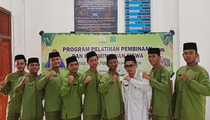 50 Pengurus Organisasi Pelajar Dayah Terpadu Inshafuddin Dibekali Ilmu Kepemimpinan