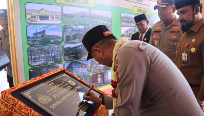 Kapolda Aceh Resmikan Gedung Utama Polres Aceh Timur dan Salurkan Bantuan Sosial untuk Masyarakat