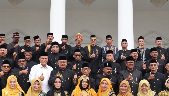 Wali Nanggroe Kukuhkan Pengurus MAA 2026–2031, Tegaskan Adat Aceh Harus Tetap Hidup di Tengah Perkembangan Zaman