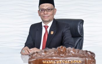 Wakil Ketua DPRK Banda Aceh Apresiasi Dua Siswi SMAS Inshafuddin Lulus ke Al-Azhar Mesir