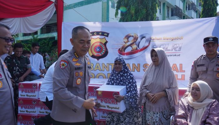 Sambut Hari Bhayangkara ke-80, Polda Aceh Salurkan 450 Paket Bansos untuk Warga Banda Aceh