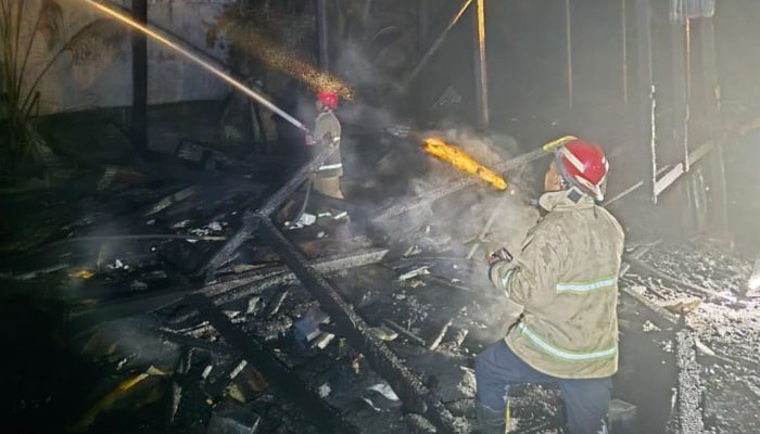 Tiga Rumah dan Satu Kandang Kambing Terbakar di Kuta Baro, Belasan Warga Mengungsi