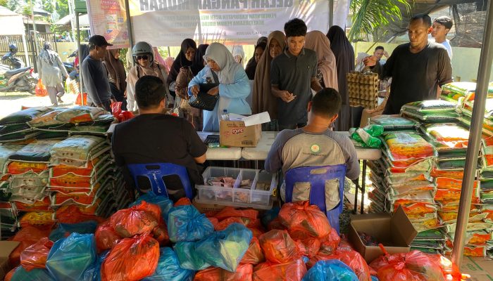 Harga Telur dan Cabai Merah Turun, Pemkab Aceh Besar Gelar Gerakan Pangan Murah di Darul Kamal