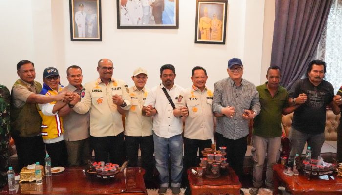 Mendagri Beri Apresiasi Kepada Warga, Jembatan Enang-Enang Akan Diperkuat