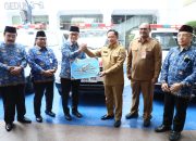 Safrizal ZA Apresiasi Bantuan Ambulans DPN KORPRI untuk Tiga Kabupaten di Aceh