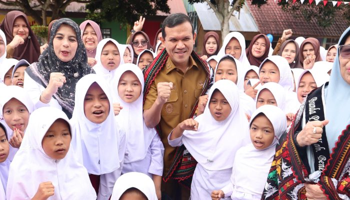 Wagub Aceh: Empat Pelajar Penerima Beasiswa ke Tiangkok Disiapkan Jadi Generasi Penggerak Hilirisasi