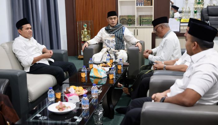 Wagub Aceh Safari Ke Sejumlah Dayah, Perkuat Silaturrahmi dengan Ulama