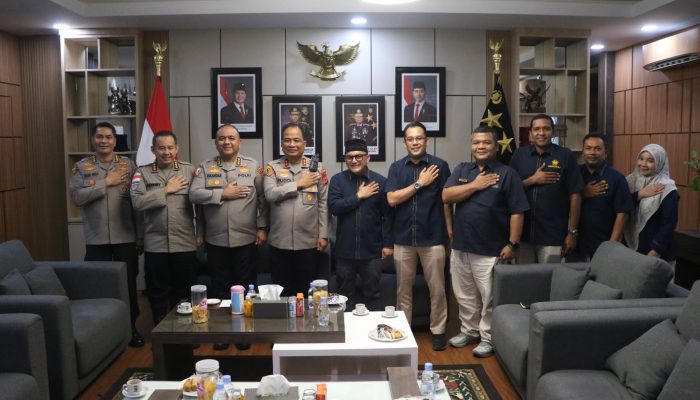 Kapolda Aceh Terima Silaturahmi Kepala KPP Pratama Banda Aceh, Perkuat Sinergi Antarlembaga