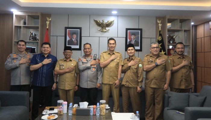 Jalankan Amanah Mualem, Sekda Aceh Silaturahmi dengan Kapolda Aceh