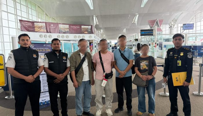 Imigrasi Meulaboh Deportasi 4 WNA Asal China karena Langgar Aturan Keimigrasian