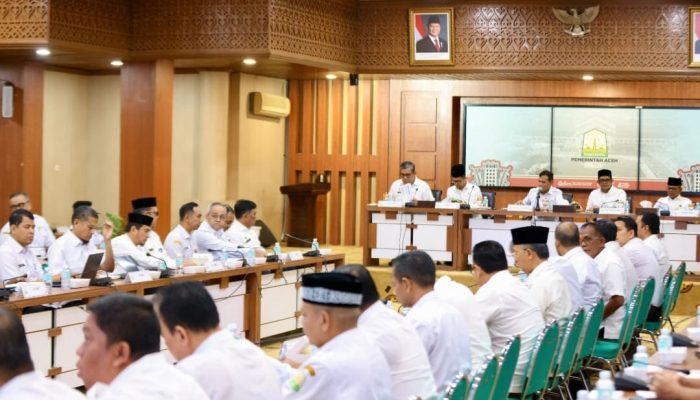 Pimpin Rapat Koordinasi Bersama SKPA, Wagub Dek Fadh: Transparansi adalah Kunci