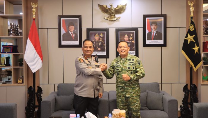 Kapolda Aceh Terima Silaturahmi Kasdam Iskandar Muda, Perkuat Sinergitas TNI-Polri Jaga Kamtibmas