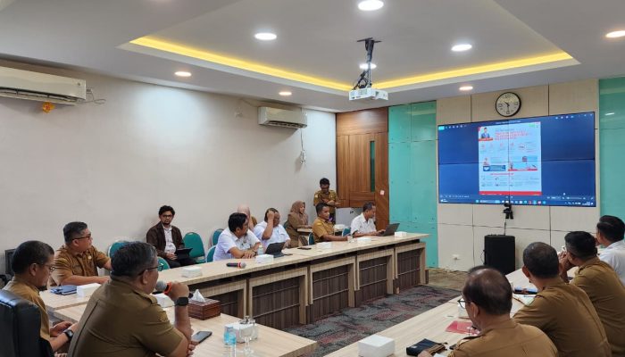 Pemerintah Aceh dan USK Kaji Pemanfaatan Pasir dan Lumpur Bencana untuk Bata Ringan