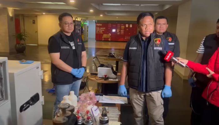 Polri Ungkap Dugaan Penyelundupan Emas Hasil Tambang Ilegal ke Dubai, Dua WNA India Diamankan