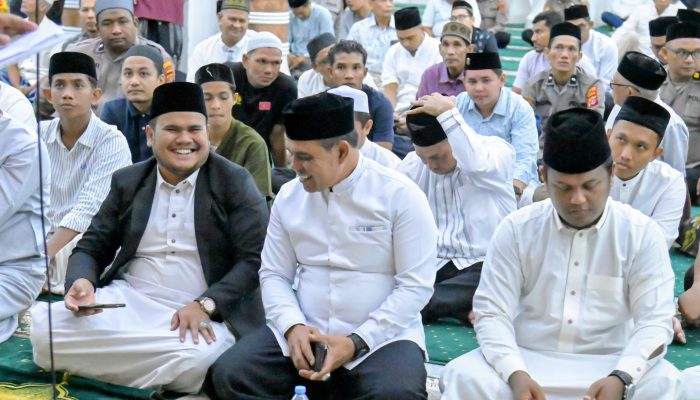 Bupati Aceh Besar Hadiri Peringatan Maulid Nabi Muhammad di Masjid Raya Baiturrahman