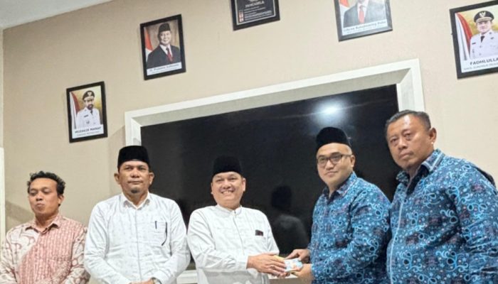 YARA Serahkan Infak Rp10 Juta ke Baitul Mal Aceh, Dorong Penguatan Pengelolaan ZIS yang Amanah