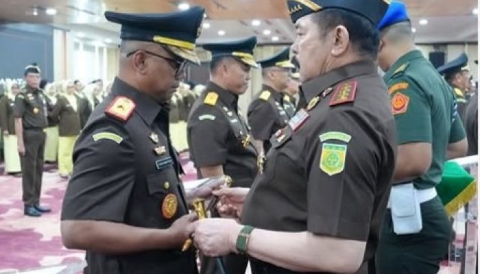 Jaksa Agung Lantik Teuku Rahmatsyah sebagai Kajati Aceh, Tekankan Integritas dan Transparansi