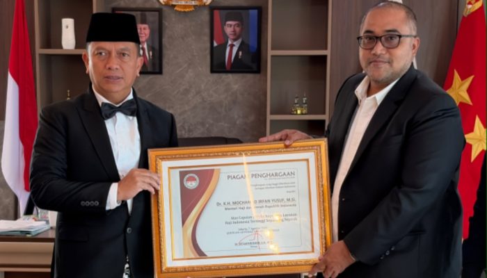 Raih Indeks Tertinggi Sepanjang Sejarah, Kemenhaj Terima Penghargaan dari JARI