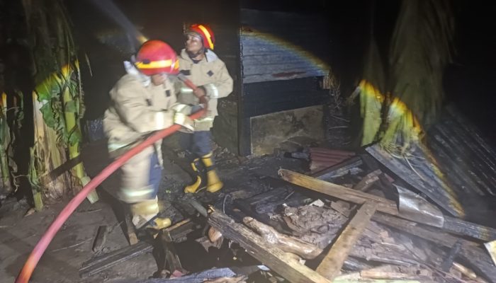 Dapur Rumah Warga di Lam Klat Terbakar, Api Nyaris Merembet ke Rumah Induk