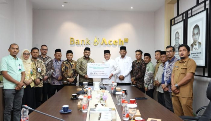 Bank Aceh Salurkan Zakat Perusahaan Rp11,94 Miliar, BMA: Muzaki Terbesar di Aceh