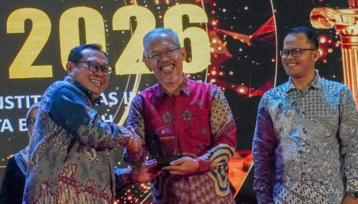 PT Solusi Bangun Andalas Raih SMSI Award 2026 sebagai Perusahaan Peduli Sosial dan Lingkungan