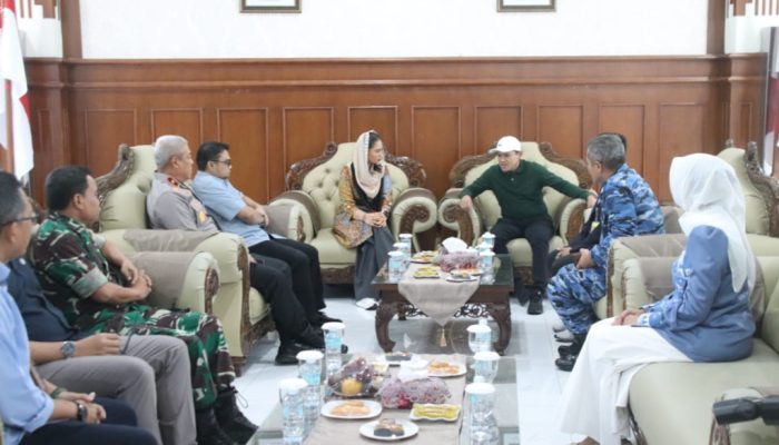 Wakapolda Aceh Sambut Kedatangan Wamenpar RI di Bandara SIM