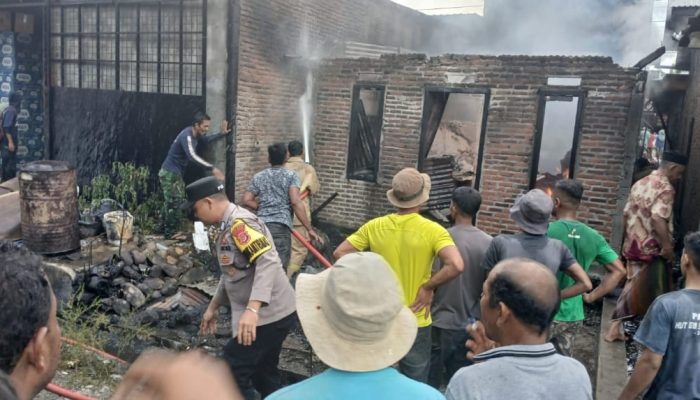 Toko Kelontong Terbakar di Lamtamot, Diduga Dipicu Korsleting Rice Cooker