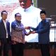 Wagub Aceh Fadhlullah Raih Penghargaan Tokoh Penguat Ekonomi Syariah Aceh
