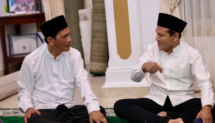 Wagub Aceh Fadlullah Silaturahmi dengan Waled Lapang