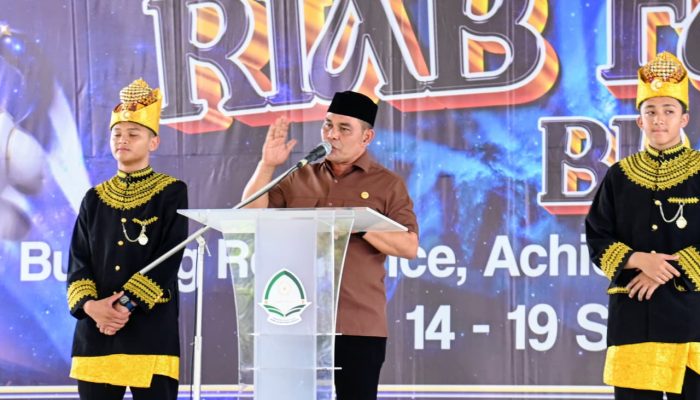 Buka RIAB Fair XIII, Bupati Muharram Idris Ajak Generasi Muda Aceh Tumbuh Cerdas, Peduli dan Berprestasi